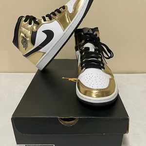 AIR JORDAN 1 MID SE